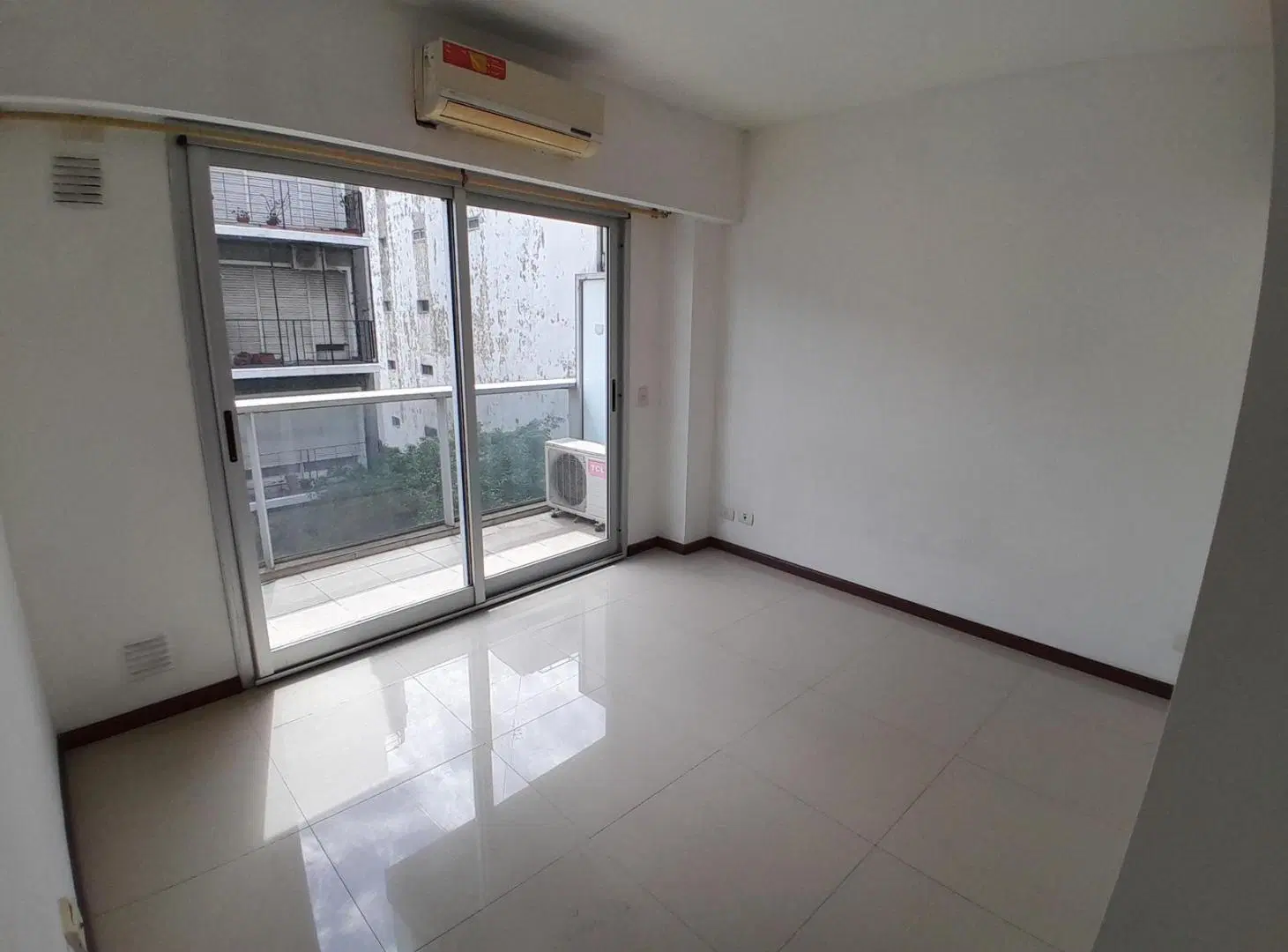 VENTA O ALQUILER DEPARTAMENTO MONOAMBIENTE DIVISIBLE DE CATEGORIA, APTO PROFESIONAL, CENTRO 3