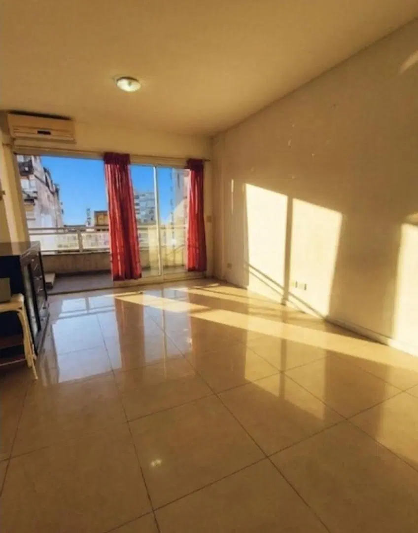 VENTA COMODO MONOAMBIENTE 36M2 SAN TELMO MONSERRAT AL FRENTE UADE 2