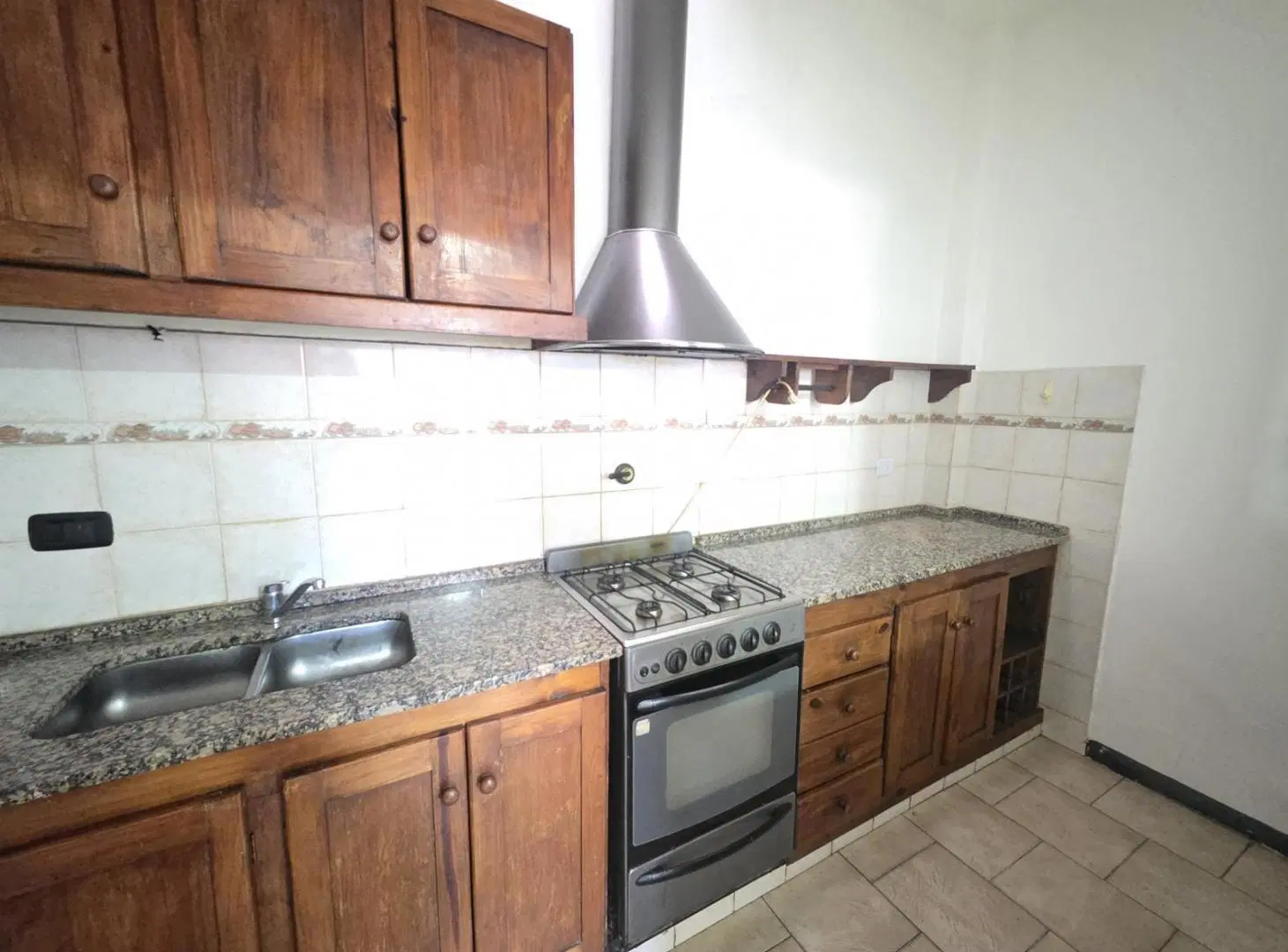 PH 3 AMBIENTES CON TERRAZA Y SIN EXPENSAS EN PARQUE CHACABUCO 4