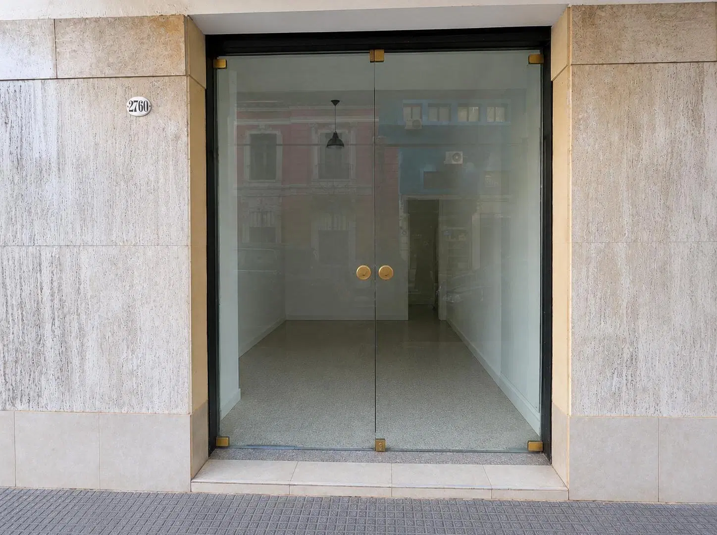 LOCAL 28 M2 CON BAÑO - RECOLETA / BARRIO NORTE - MANSILLA 2700 3