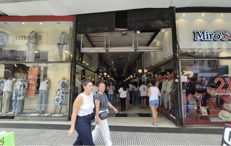 Foto de LOCAL COMERCIAL 23M2 EN GALERIA GRAN POTENCIAL IDEAL INVERSION, imagen 1