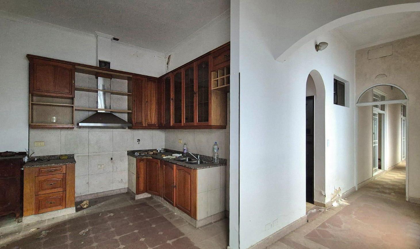 Foto de TERRENO 710m2 LOTE DOBLE FRENTE UNIFICADO DESARROLLO POTENCIAL, imagen 3