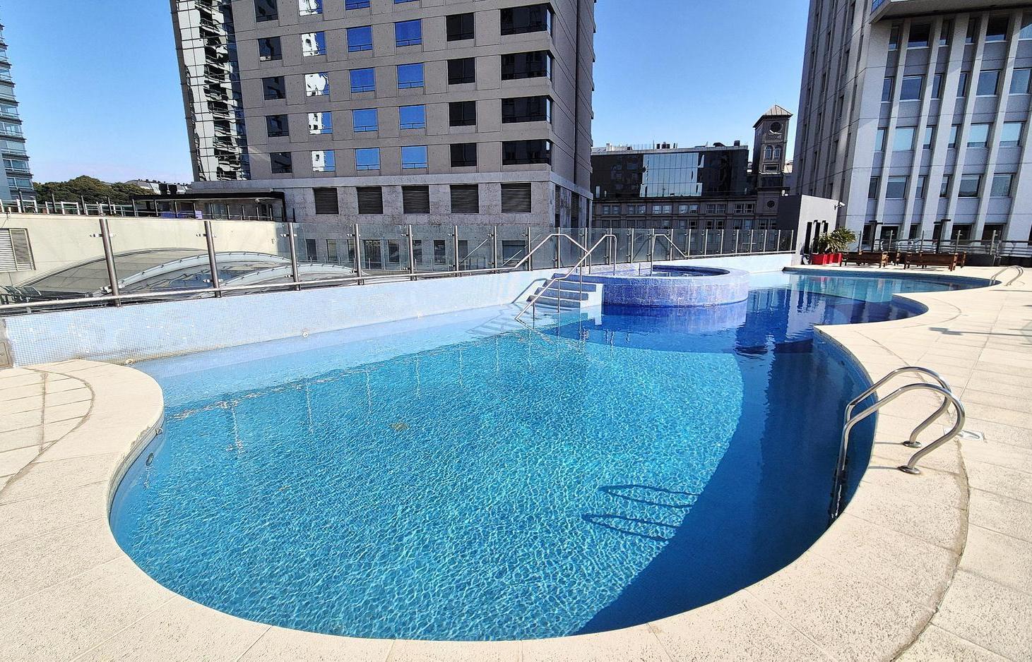 Foto de VENTA DEPARTAMENTO 3 AMBIENTES MAS DEPENDENCIA Y COCHERA EN TORRE, imagen 3