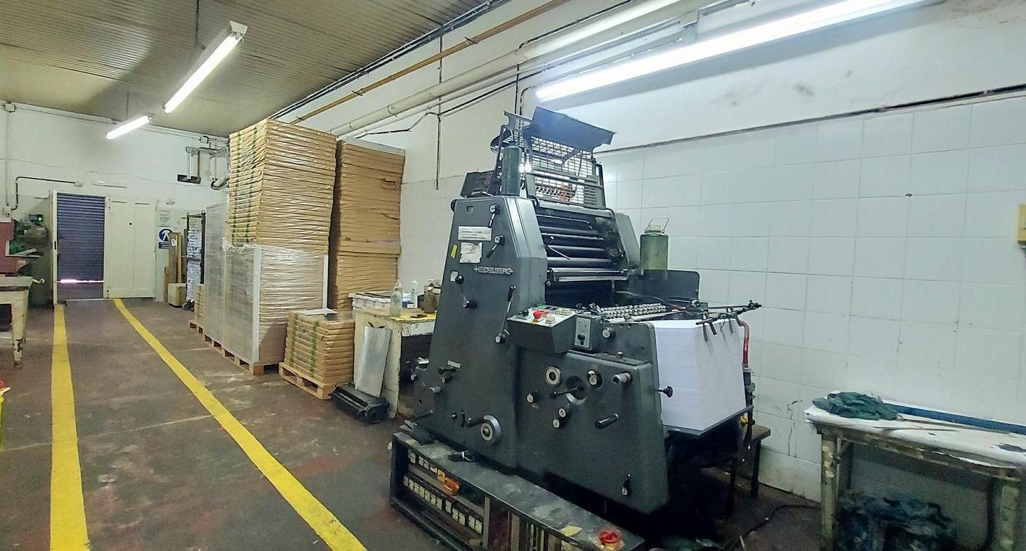 Foto de IMPORTANTE INMUEBLE DE TRES PISOS COMERCIAL INDUSTRIAL OFICINAS VILLA, imagen 4