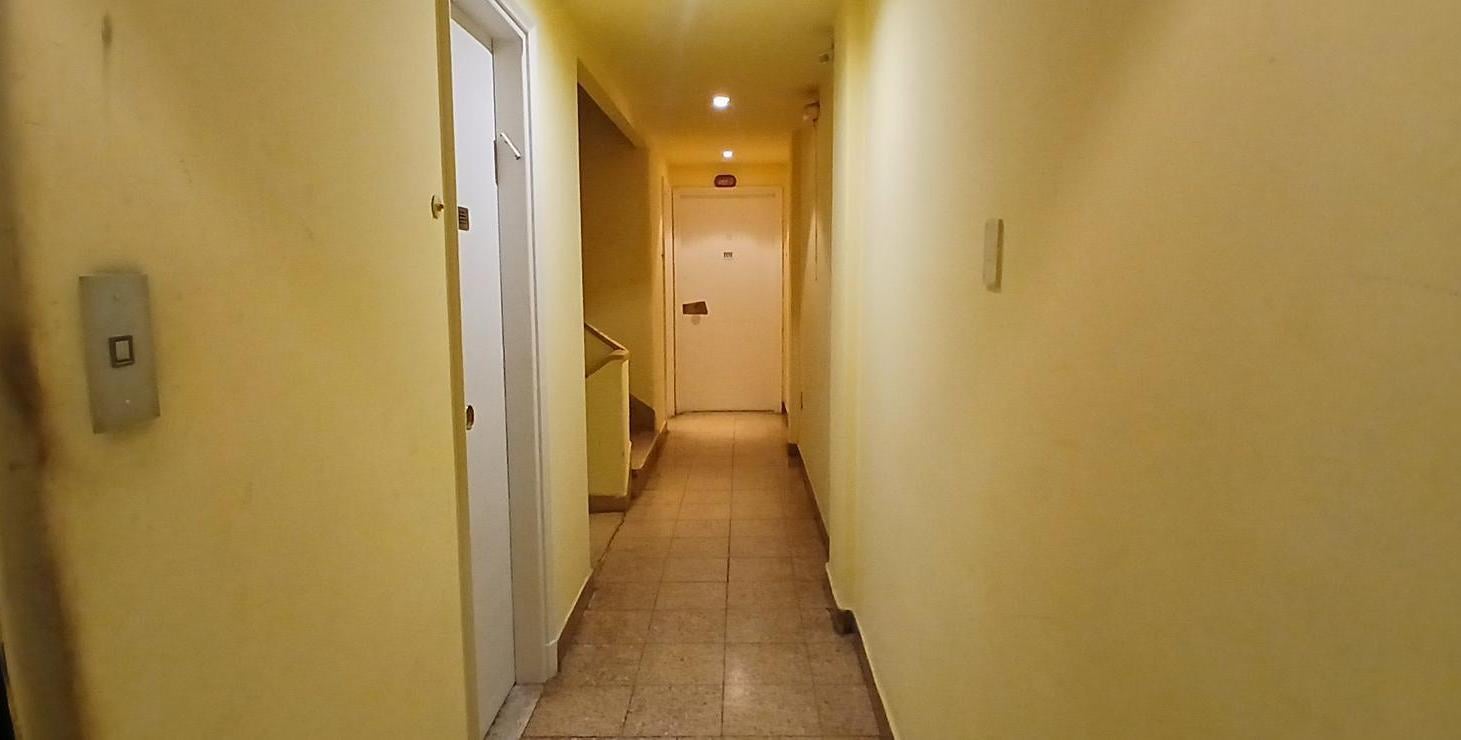 Foto de VENTA DEPARTAMENTO 3 AMBIENTES CONTRAFRENTE EN ABASTO, imagen 5