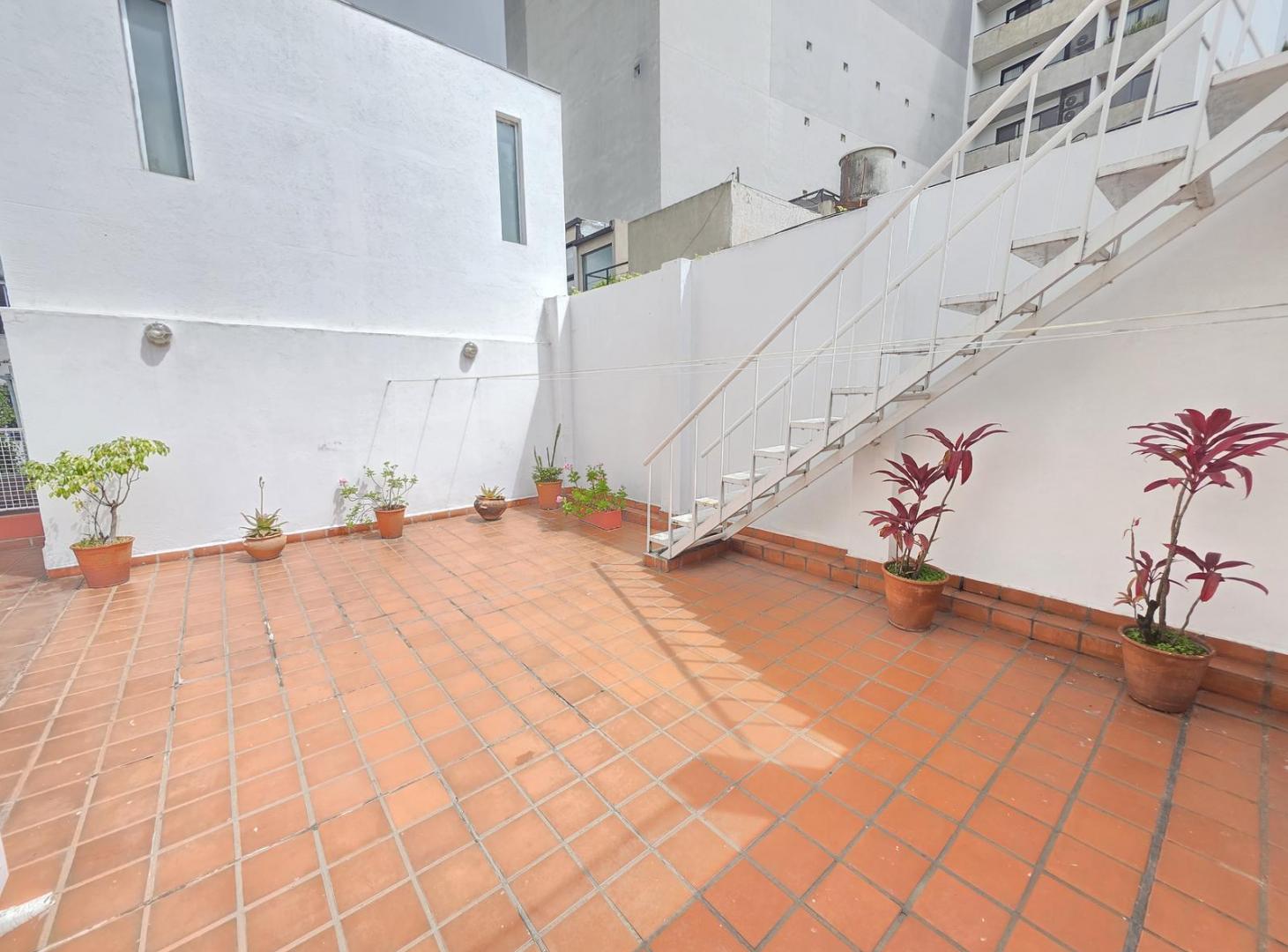 Foto de VENTA PH SIN EXPENSAS 4 DORMITORIOS CON 2 TERRAZAS Y COCHERA EN PALERMO, imagen 5