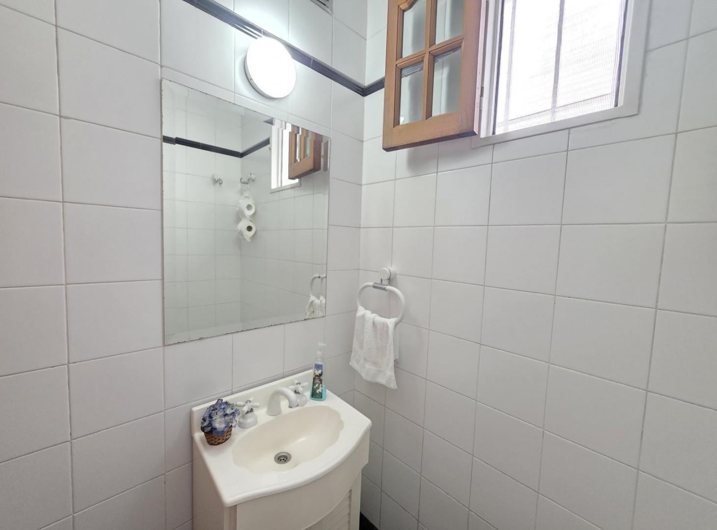 Foto de VENTA PH SIN EXPENSAS 4 DORMITORIOS CON 2 TERRAZAS Y COCHERA EN PALERMO, imagen 4
