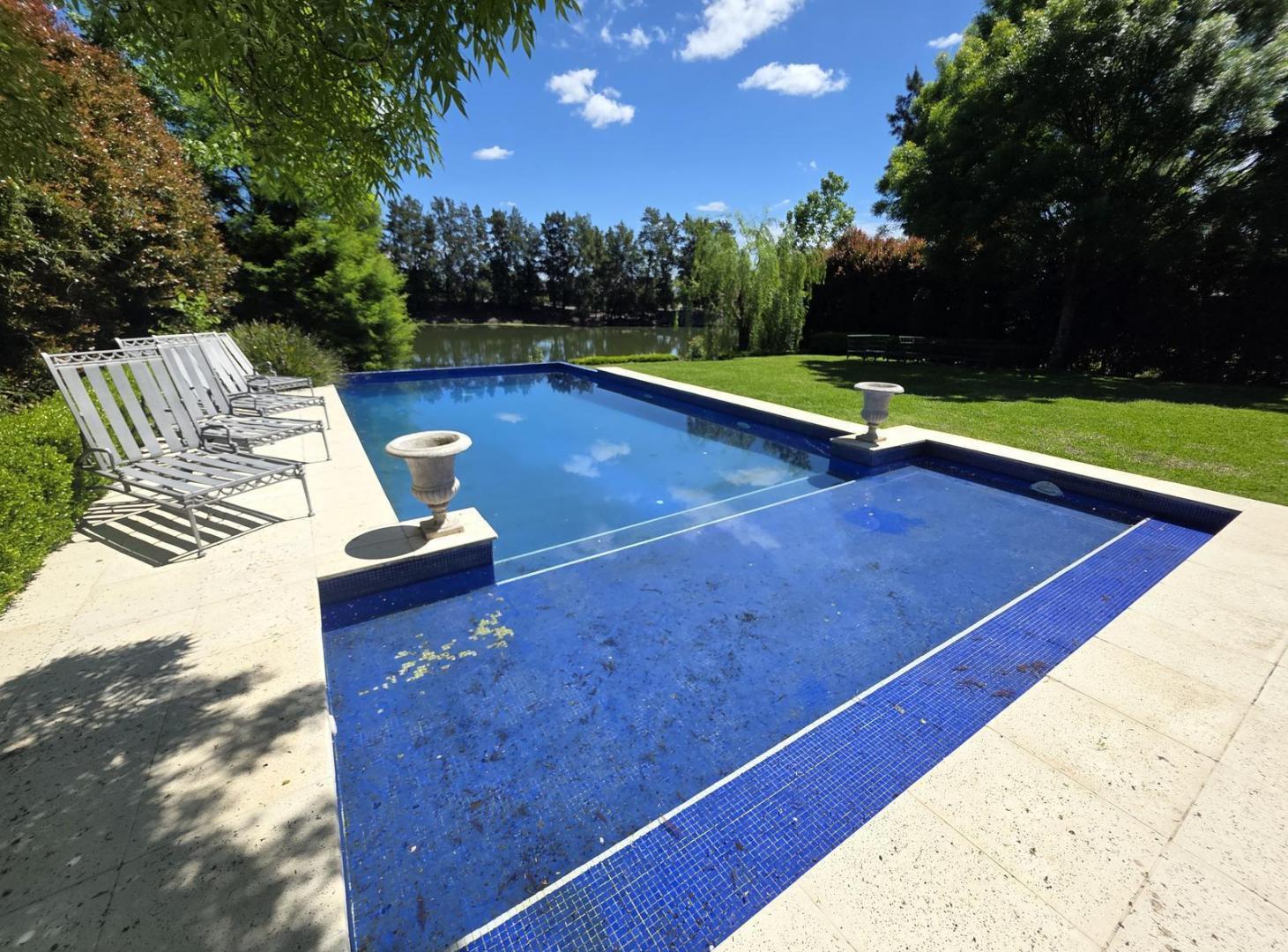 Foto de VENTA ESPECTACULAR CASA 4 DORMITORIOS EN SUITE CON PISCINA, JARDÍN, imagen 3