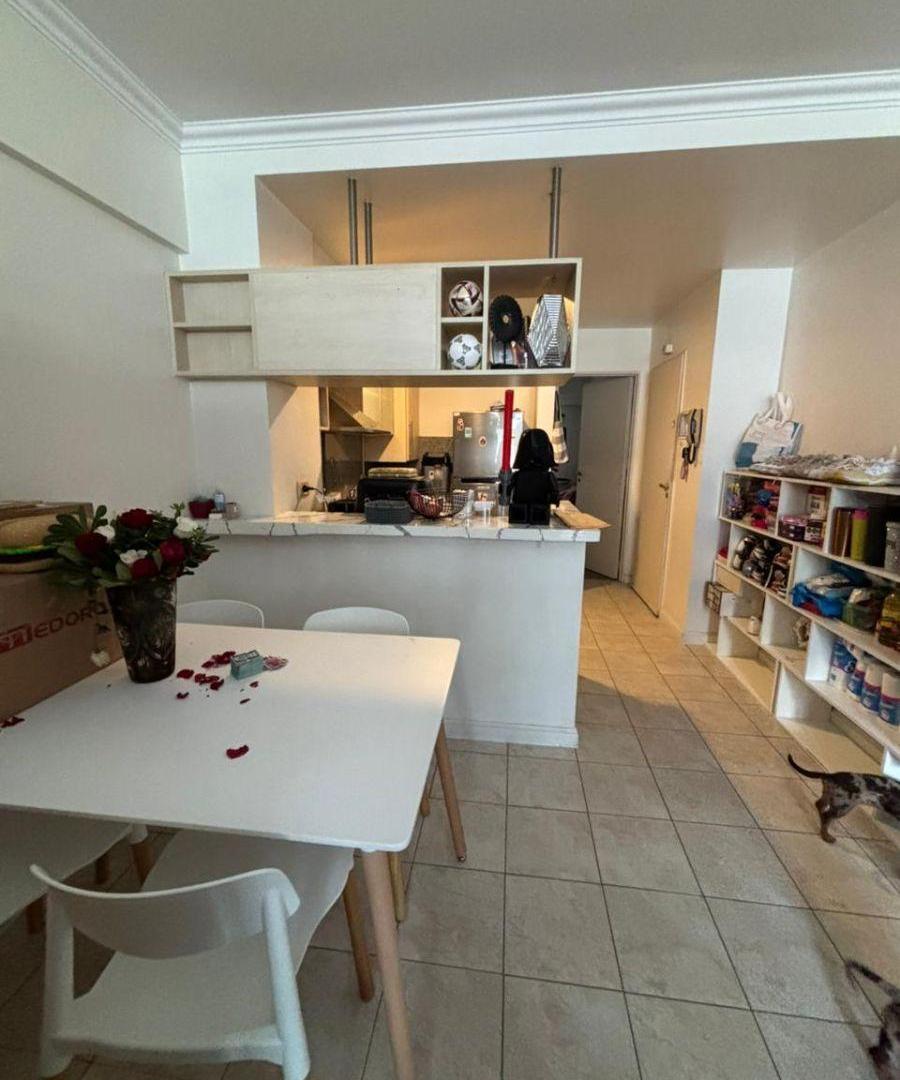 Foto de 2 Ambientes PALERMO FRENTE 7mo Piso Balcón APTO CREDITO COCHERA, imagen 2