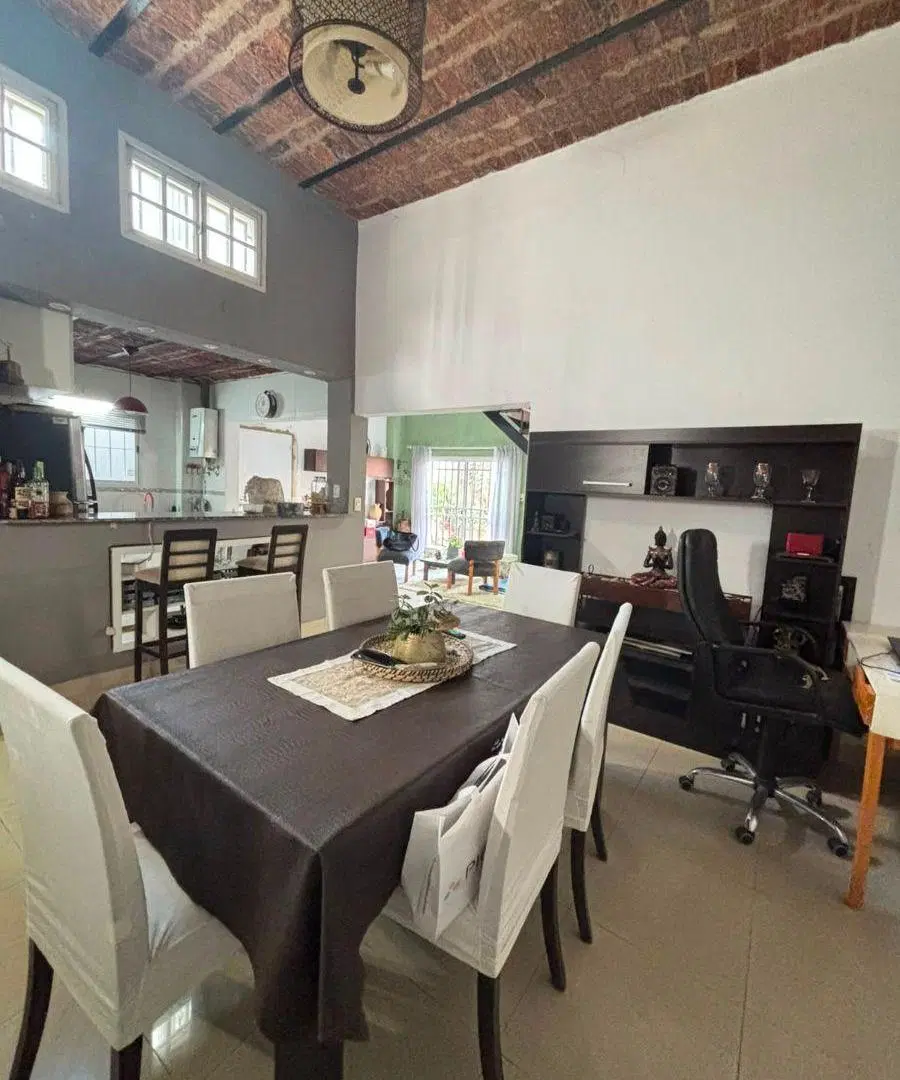 4 Amb VILLA URQUIZA 4 Baños Suite Parque Con Quincho/Depto 2 Amb Completo Parrilla 220m2 PH Sin Exp 3