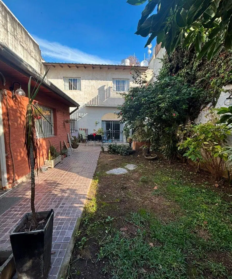 4 Amb VILLA URQUIZA 4 Baños Suite Parque Con Quincho/Depto 2 Amb Completo Parrilla 220m2 PH Sin Exp 2