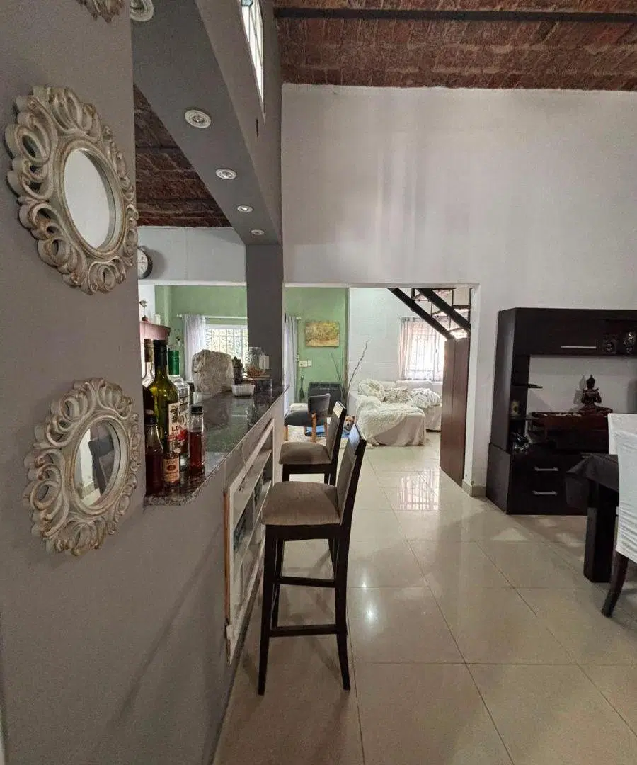 PH VILLA URQUIZA 4 Amb 4 Baños Suite Parque Con Quincho/Depto 2 Amb Completo Parrilla 220m2 Sin Expe 2