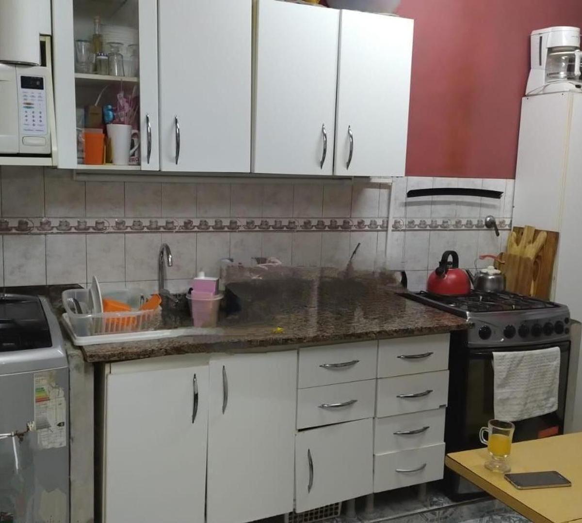 dos PH de 3 ambientes. Venta en Block. Villa Tesei. Hurlingh