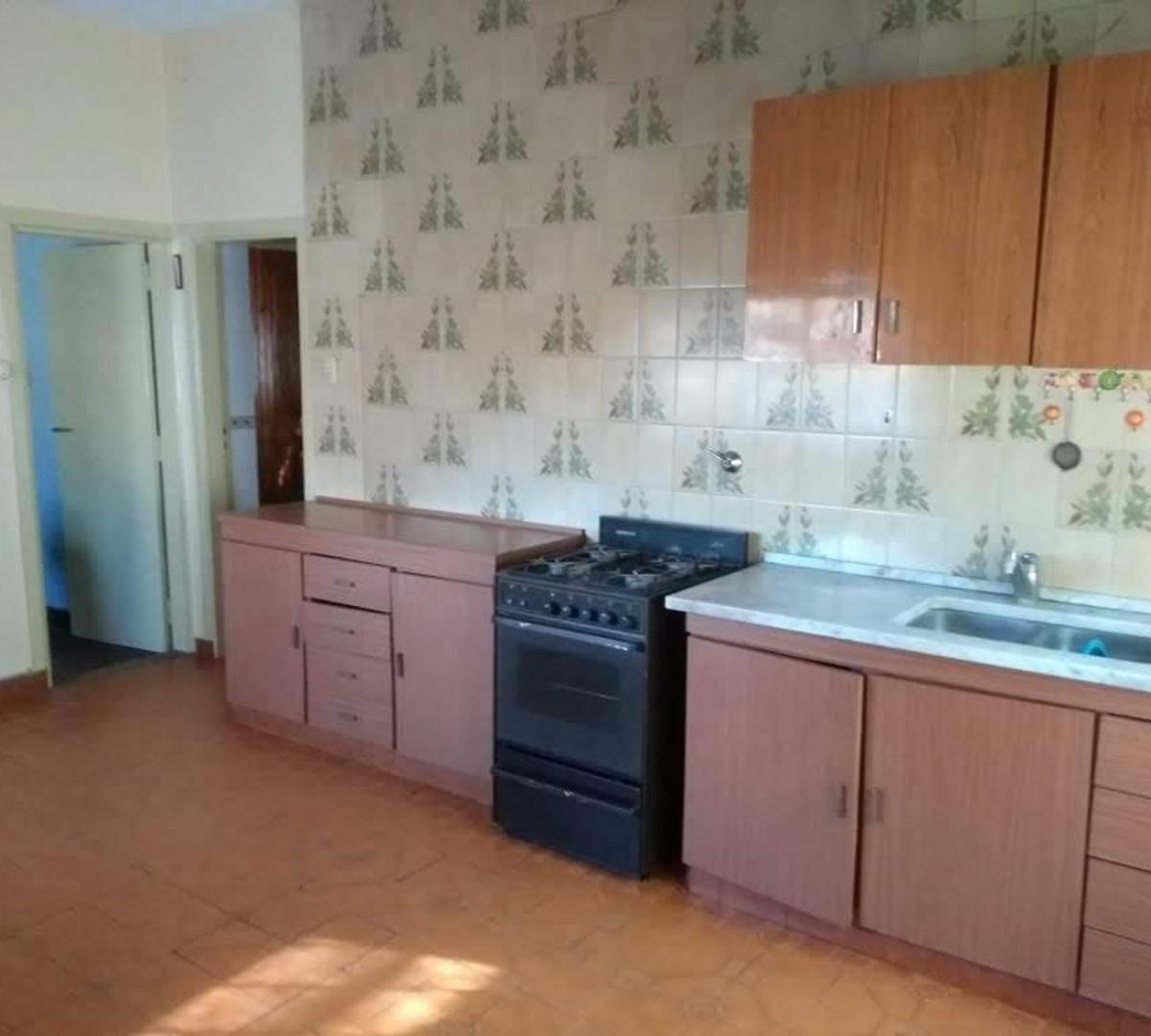Venta Casa 3 Ambientes PH Villa Tesei Hurlingham 2