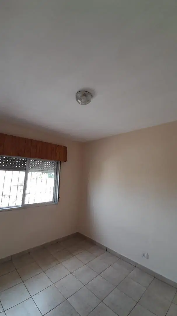 DEPARTAMENTO DE 3 AMBIENTES. HURLINGHAM 4