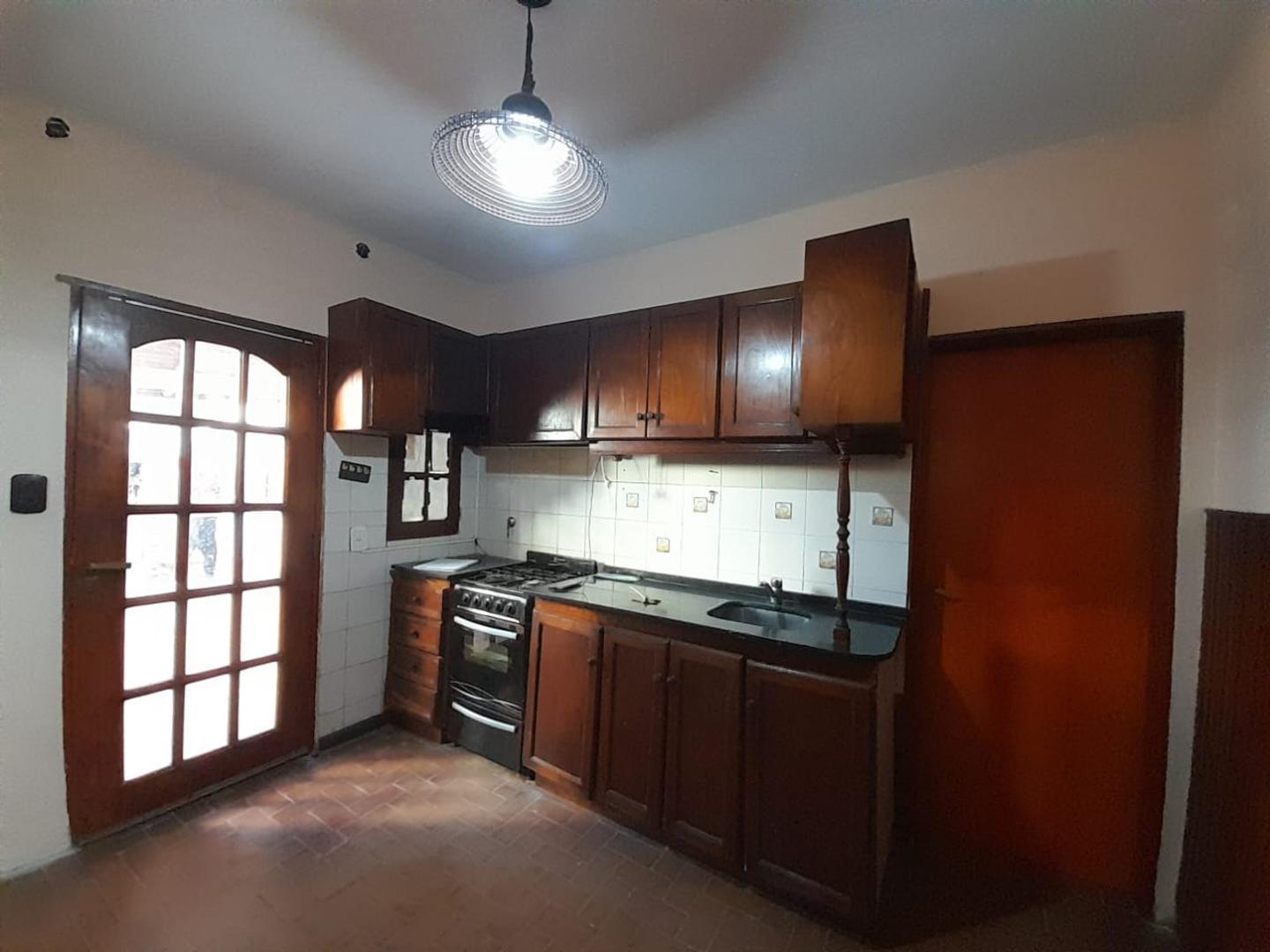 Foto de Alquiler Dos ambientes en Planta baja.Villa Tesei.Hurlingham, imagen 3