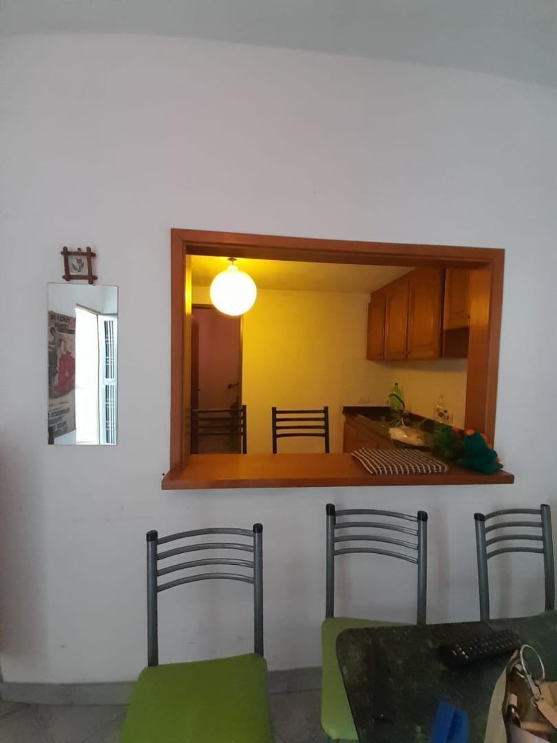 Foto de Casa multifamiliar a refaccionar. Villa Tesei. Hurlingham, imagen 2
