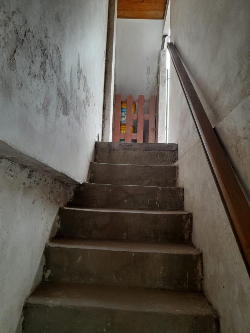 Foto de Casa multifamiliar a refaccionar. Villa Tesei. Hurlingham, imagen 5