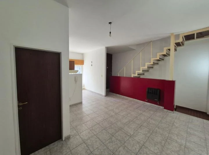 Casa en P.A 2 Dorm + Terraza 3