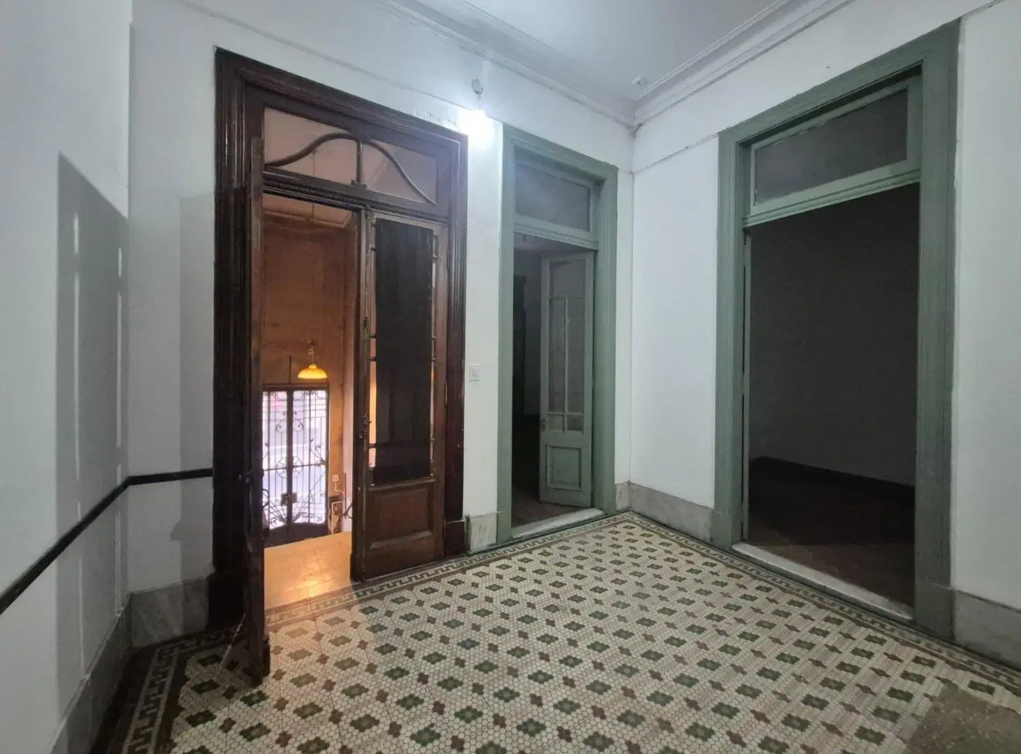 Piso exclusivo de 5 ambientes para oficina o estudio 1