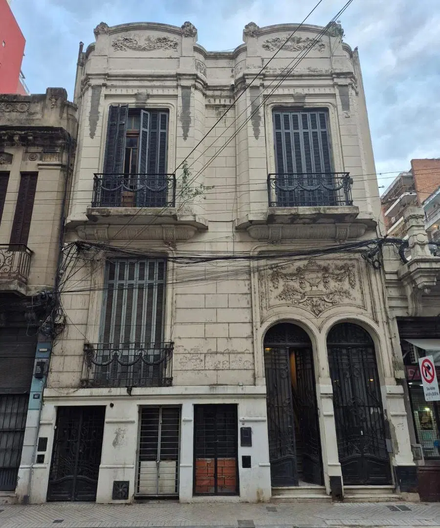 Piso exclusivo de 5 ambientes para oficina o estudio 4