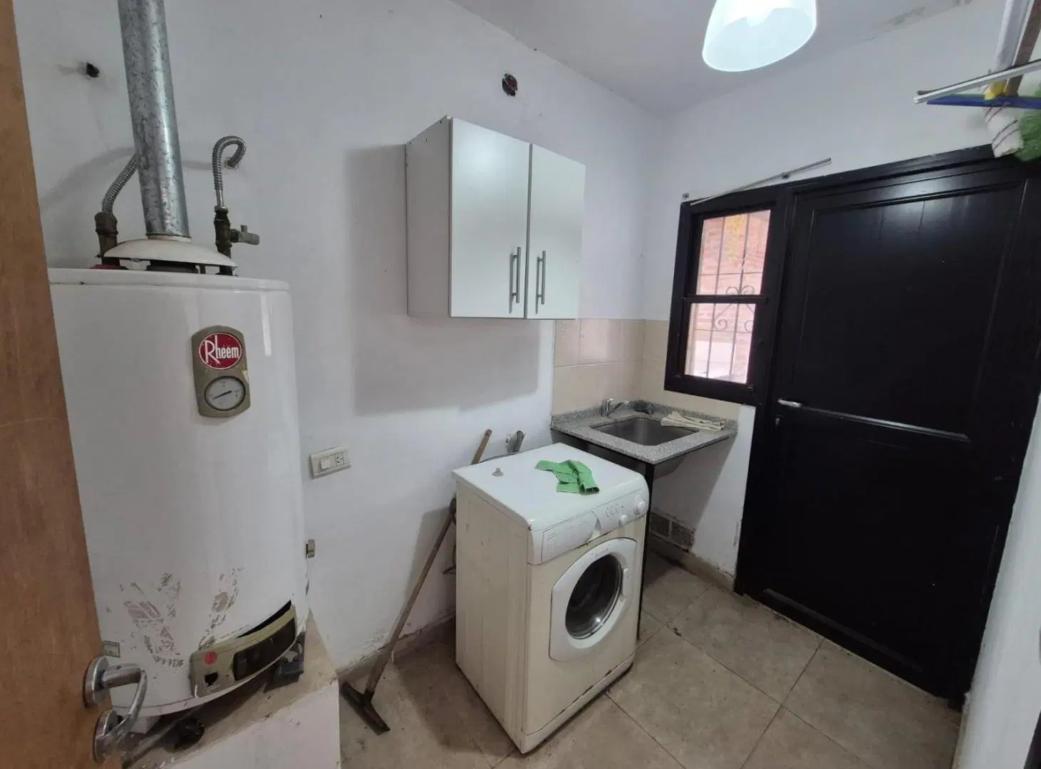 Casa de 3 dormitorios, dos cocheras en Pueblo Esther 3