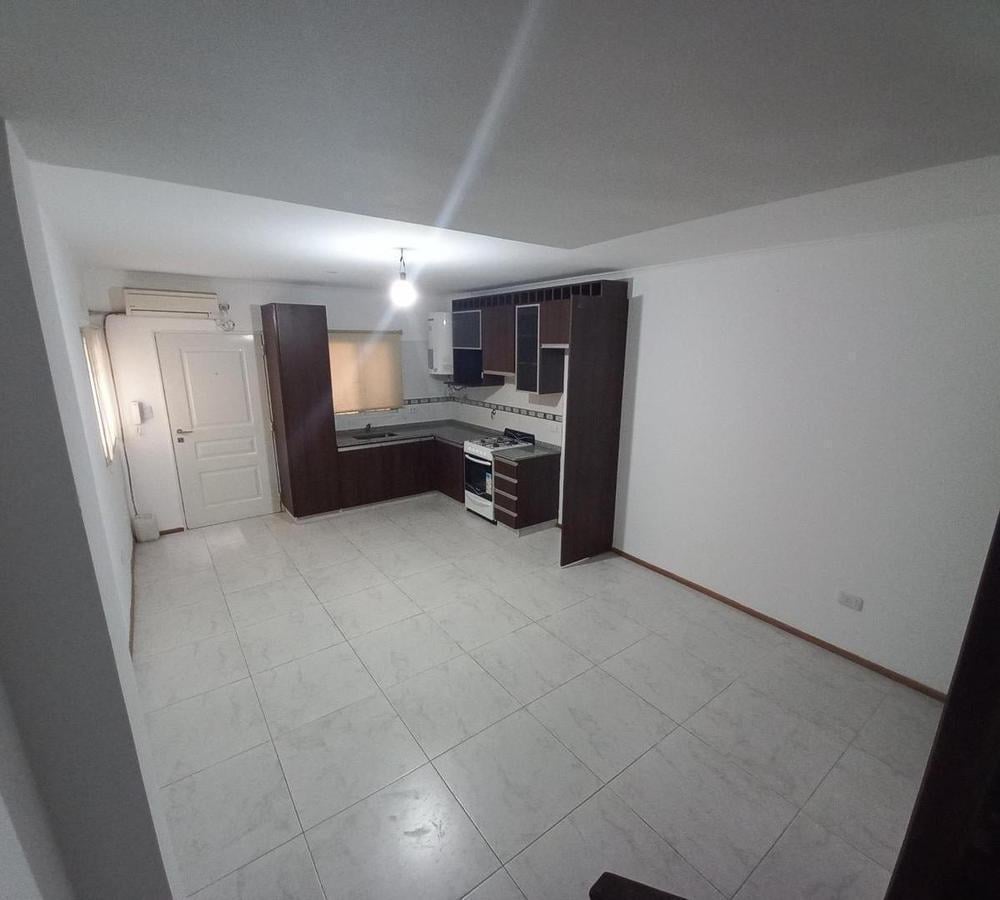 Foto de Duplex de 2 dormitorios de PASILLO en ALQUILER, imagen 1