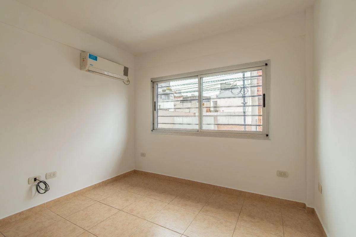 Foto de Semipiso de 2 Ambientes con Balcón., imagen 4