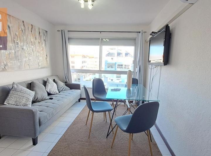 Apartamento en Punta del Este (Península) Ref. 6490 - Alquiler por día