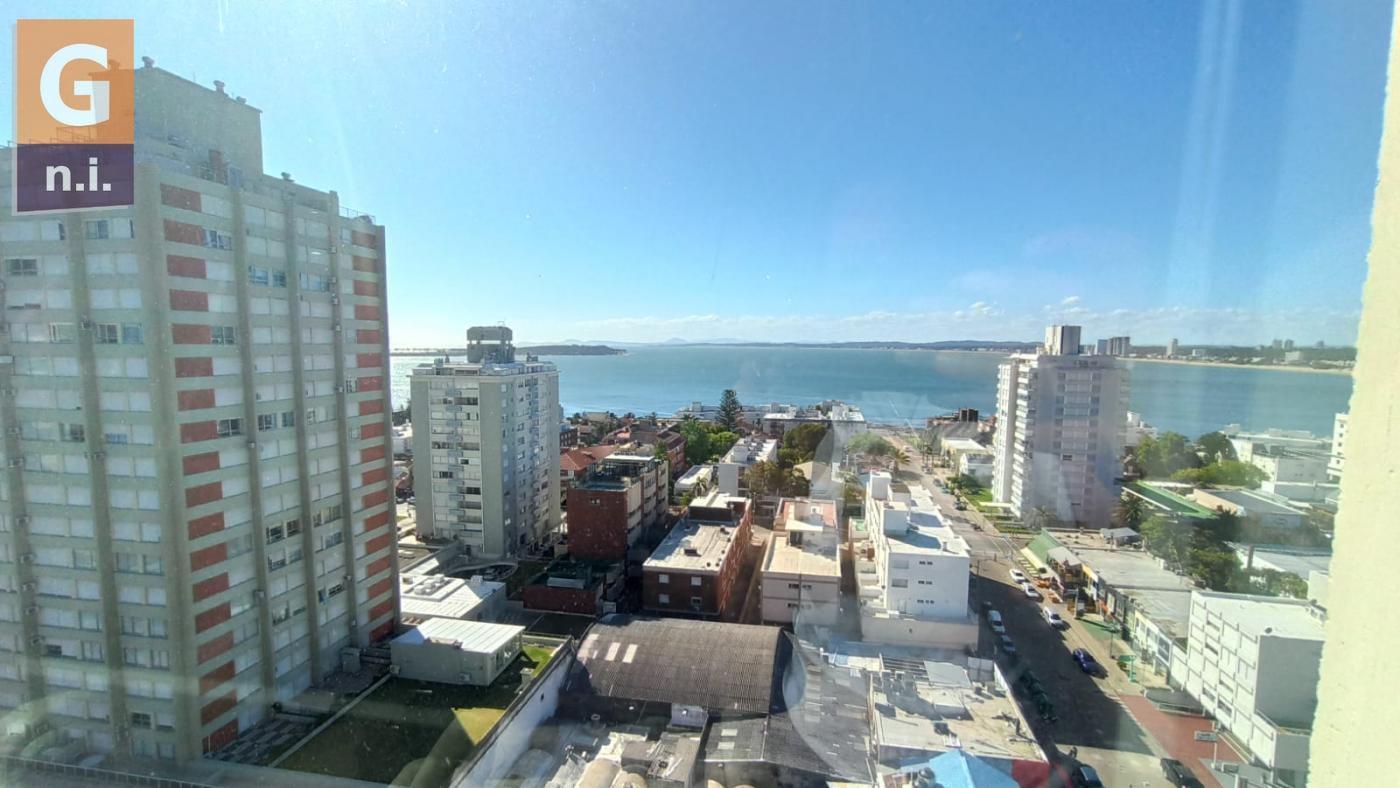 Apartamento en Punta del Este (Península) - Ref. 6808 - Alquiler por día