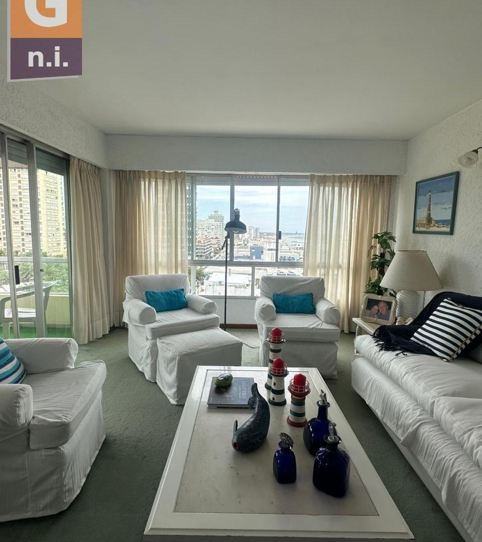 Apartamento en Punta del Este (Península) Ref. 7373 - Precio por dia