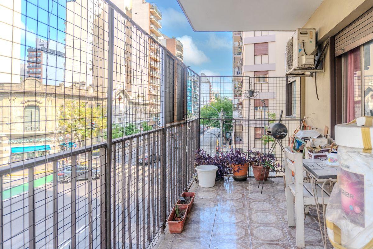 Foto de Semipiso . Balcón Terraza. 4 ambientes . Recoleta ! Oportunidad, imagen 1