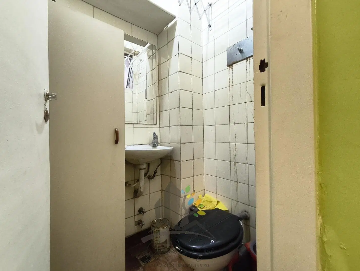 Departamento de 4 ambientes con dependencia 8