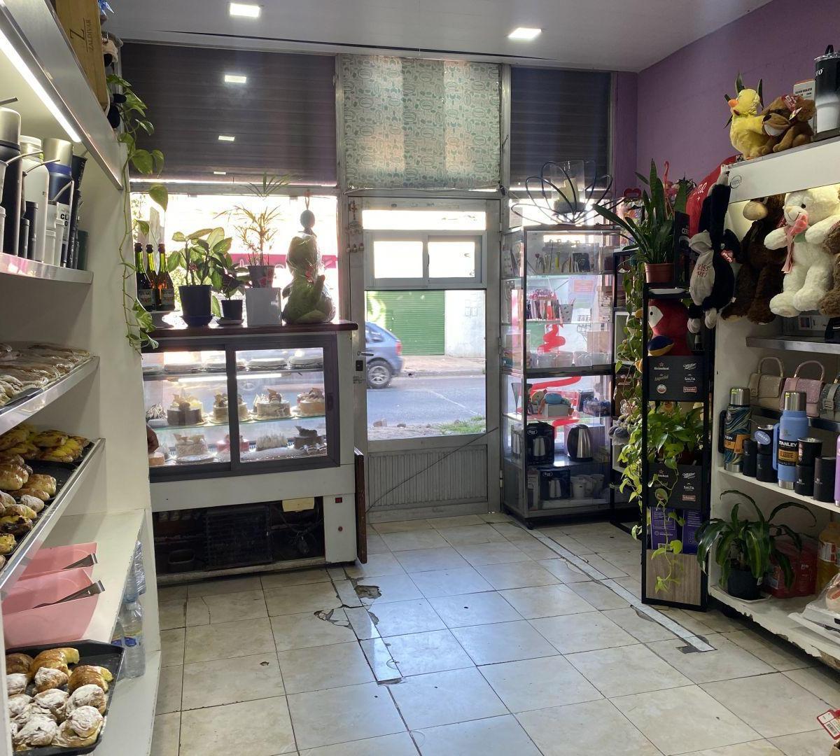 Local. | Santa Ana Al 1900 3