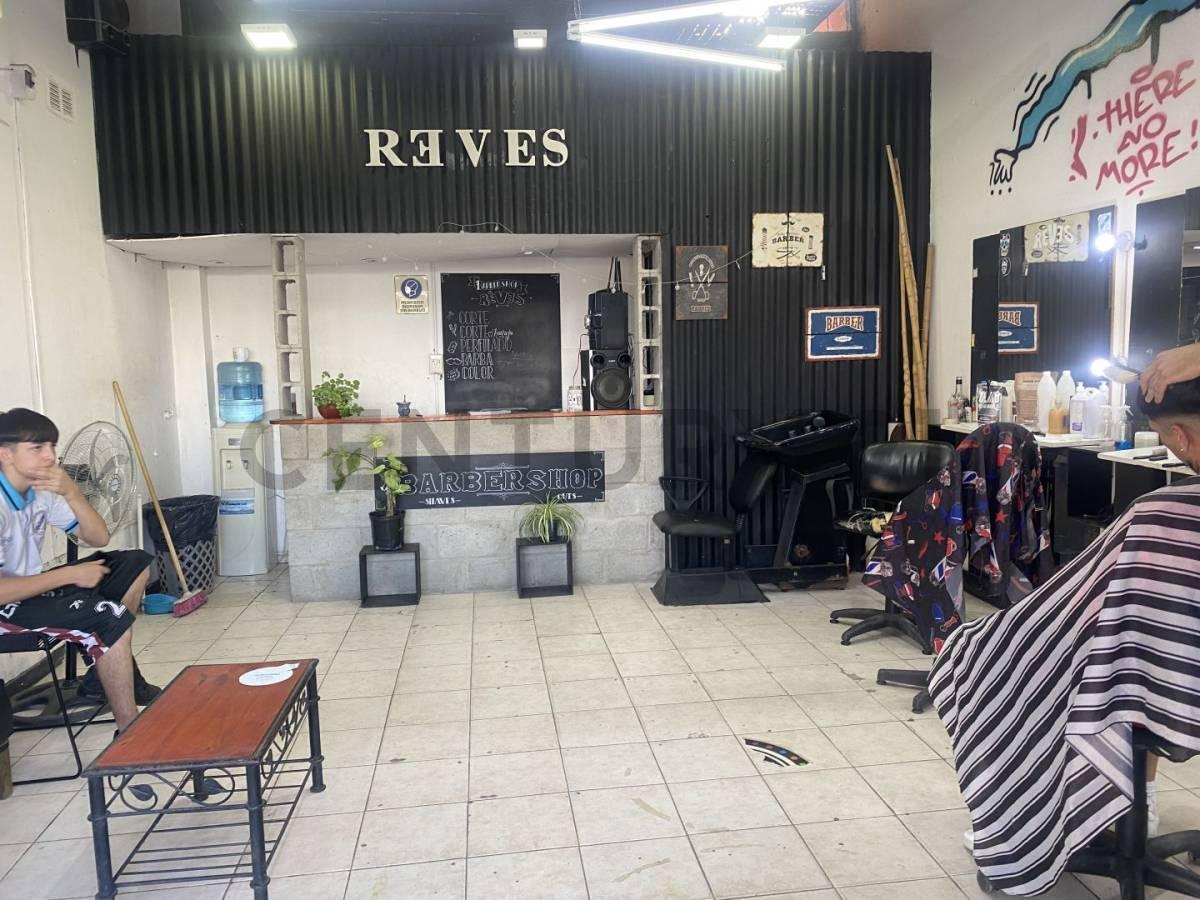 Local en Venta en San Jose Almirante Brown 1