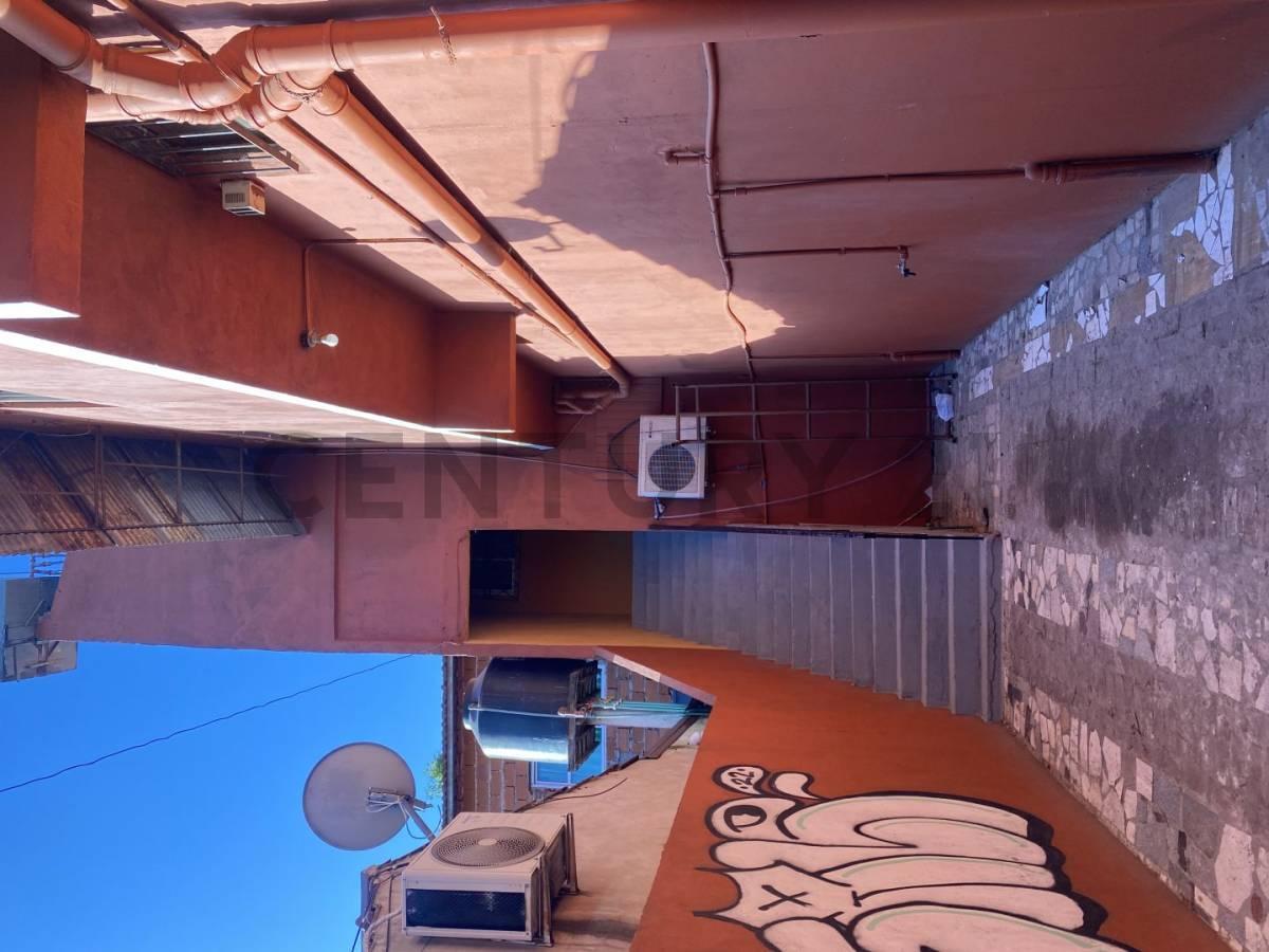 Venta de Locales y Departamentos en Esquina en San Jose, Almirante Brown 3