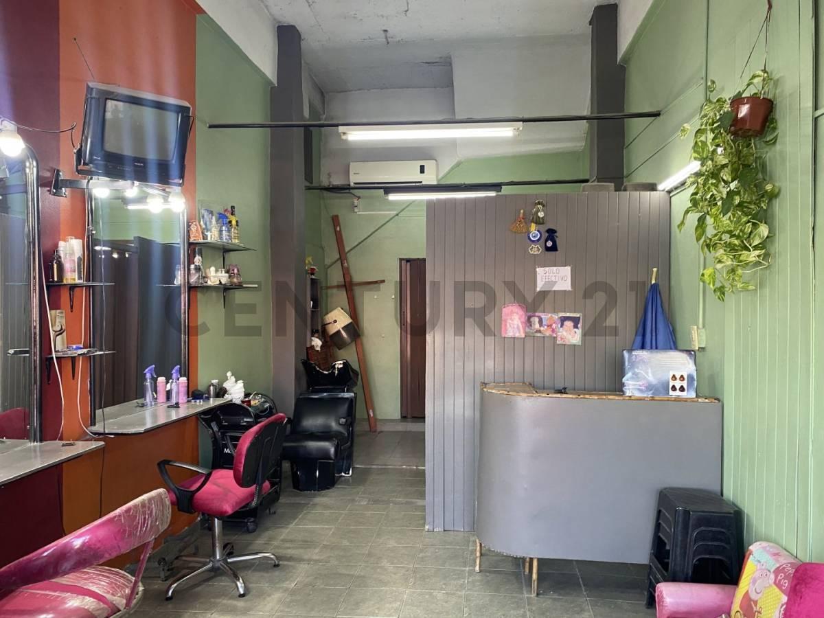 Venta de Locales y Departamentos en Esquina en San Jose, Almirante Brown 2