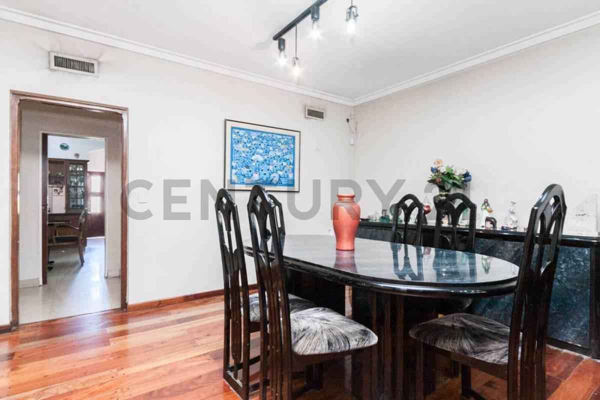 Venta de Casa 5 Ambientes + PH Interno 2 Ambientes en Lanús 2