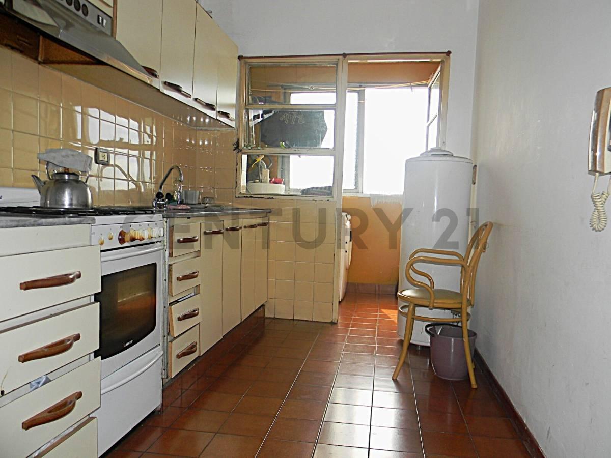 Departamento de 3 Ambientes en Venta – Lanús Centro 3