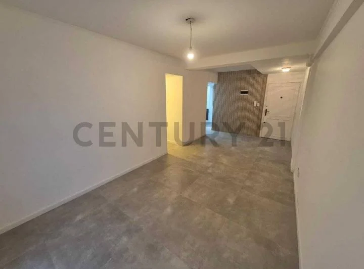 DEPARTAMENTO EN ALQUILER 4 AMBIENTES EN RECOLETA 5