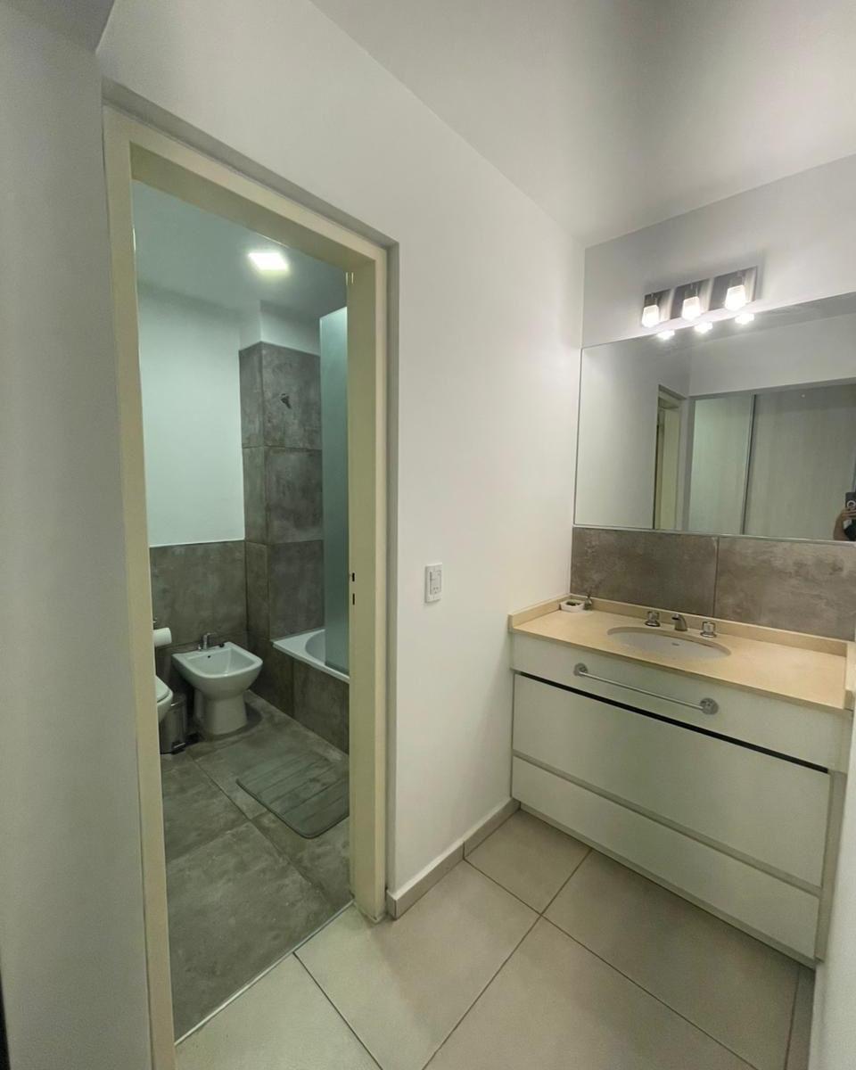 Alquilo Amplio Dúplex 3 Dorm. - Barrio Cerrado 3