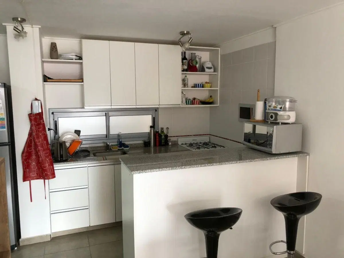 Departamento FRENTE con 2 dormitorios en venta en General Paz 2