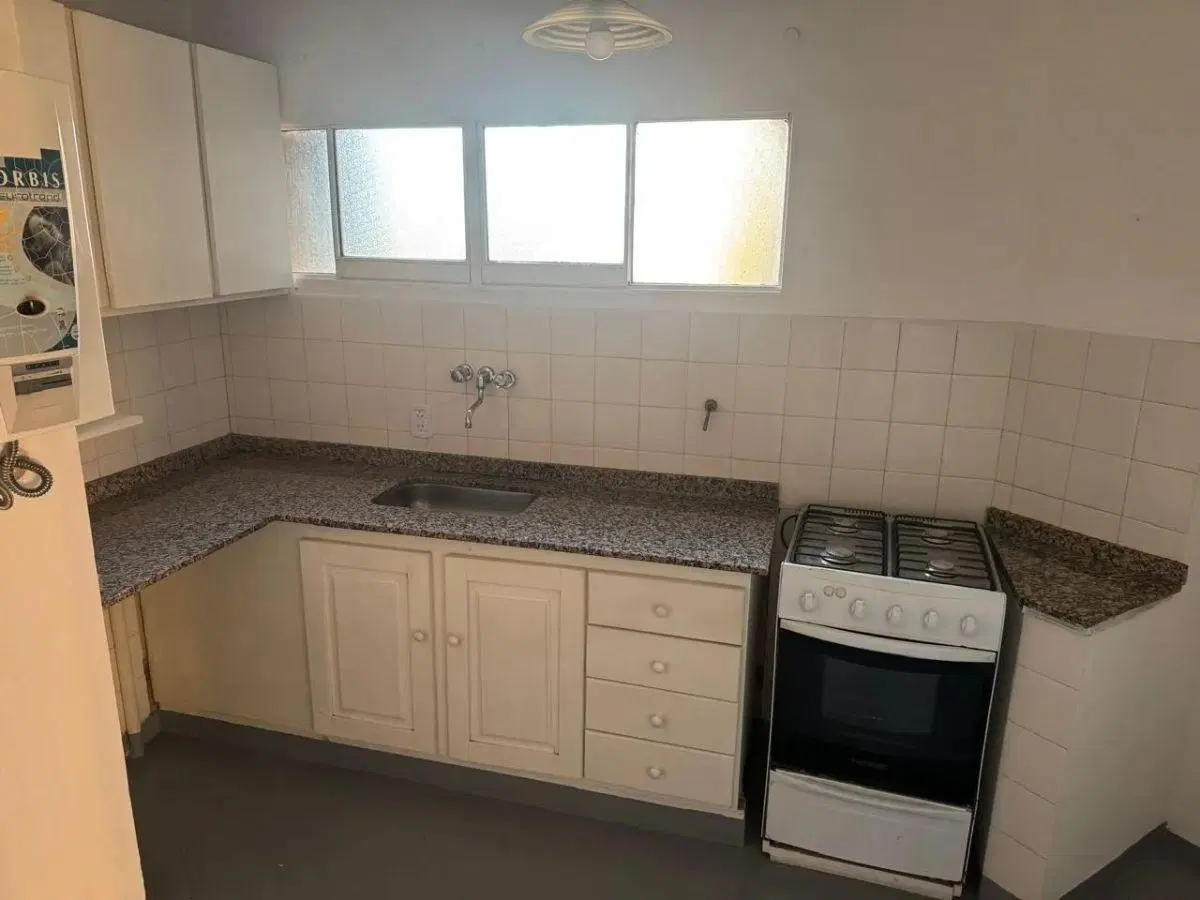 SE ALQUILA DPTO 2 DOR A MTS DEL PATIO OLMOS 2