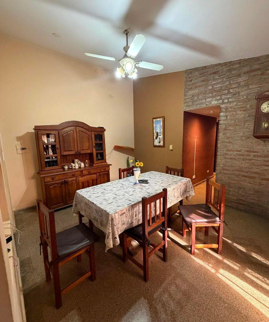 Foto de SE VENDE CASA 3 DOR EN BARRIO MARQUES DE SOBREMONTE - OPORTUNIDAD DE, imagen 3