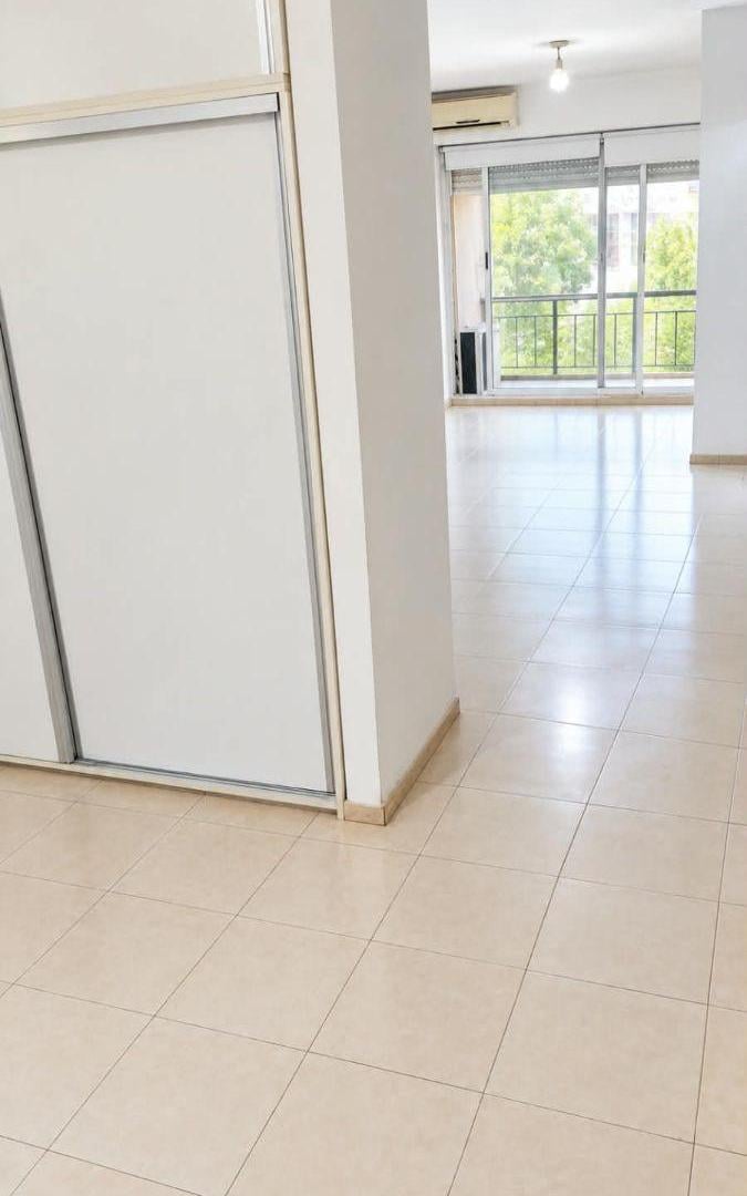 Foto de Dorrego 900. Departamento monoambiente muy kuminoso. Edificio con, imagen 2