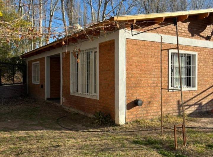 Alquiler casa 2 dormitorios, Plottier Neuquen 1