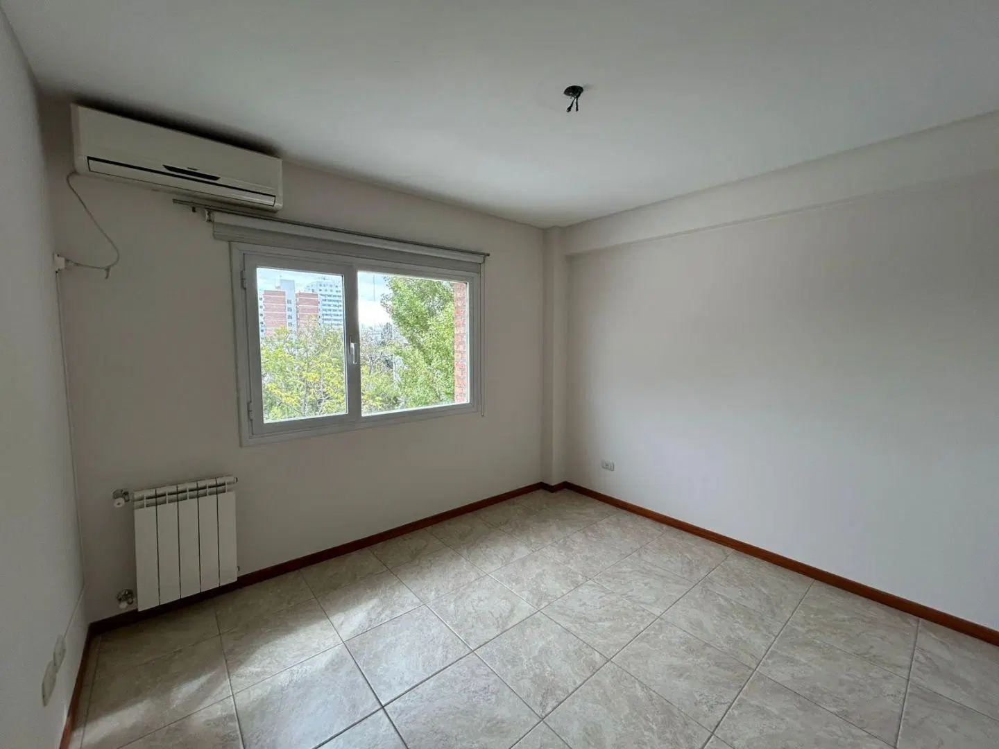 VENTA Departamento 2 dormitorios NEUQUEN Centro 4