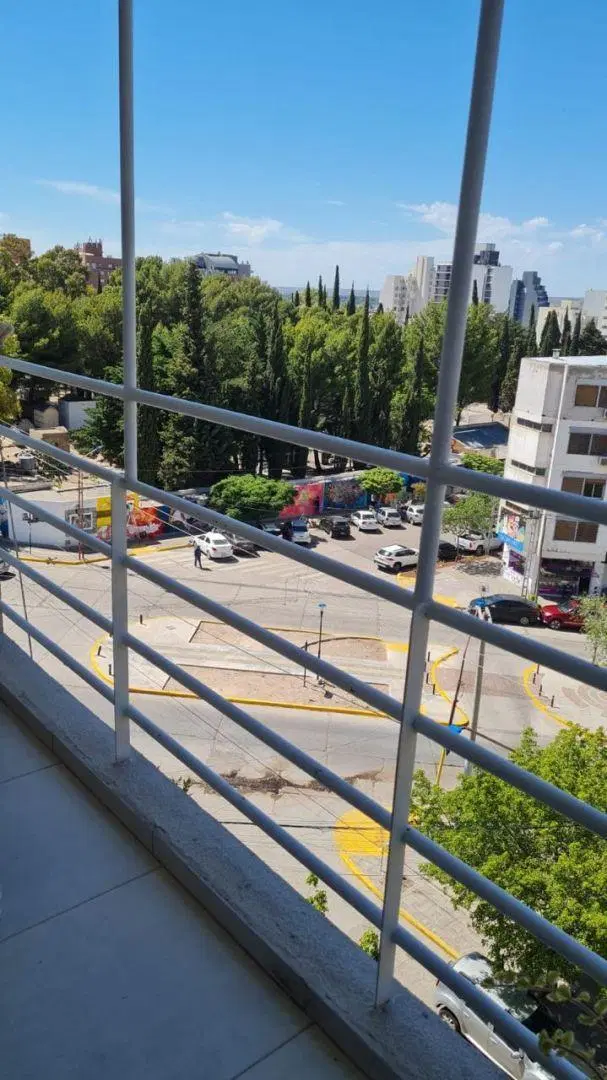 Venta departamento 3 dormitorios centro Neuquen 2