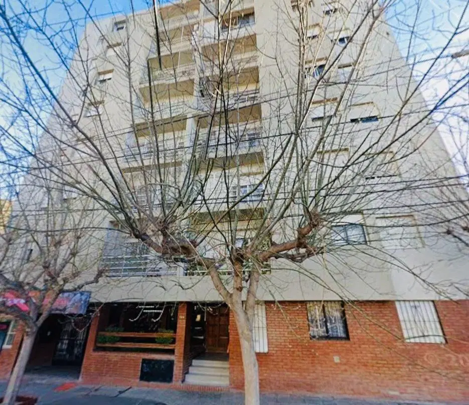 Venta departamento 3 dormitorios centro Neuquen 3