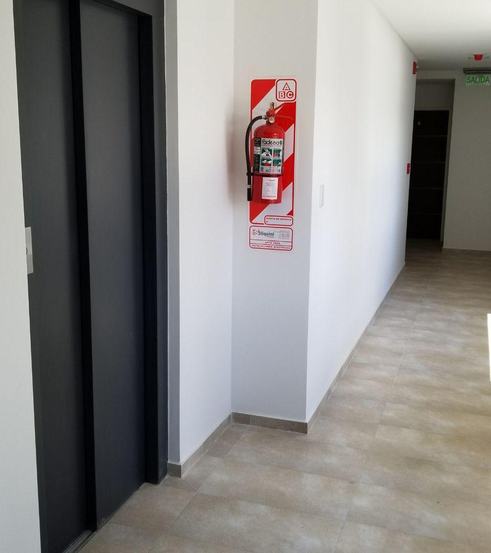 Foto de ALQUILER DEPARTAMENTO 1 DORMITORIO ZONA CENTRO CIPOLLETTI, imagen 3